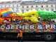 Festwagen der Regenbogenparade in Wien