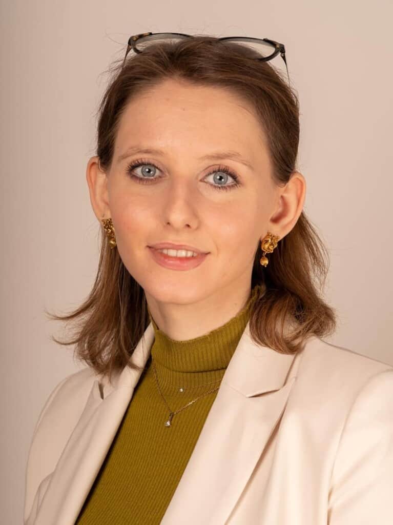 Porträt von Ana Badhofer, Klubvorsitzende der NEOS Wieden