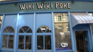 Eingang des Lokals Wiki Wiki Poke